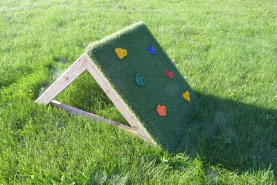 Double-sided climbing wall for toddlers